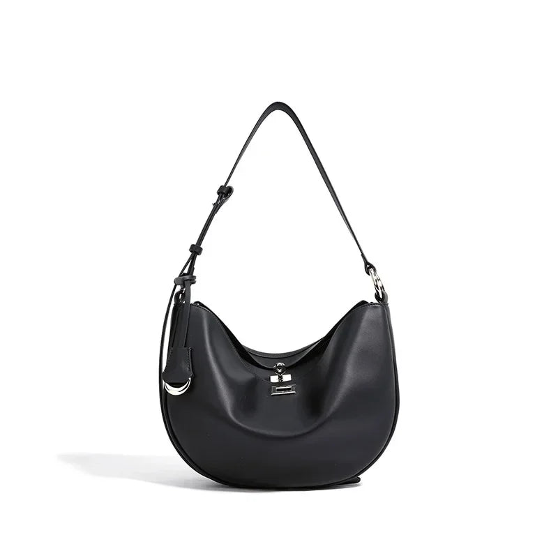 Bolsa Meia-Lua em Couro Legítimo – Alça Transversal e Fivela Clássica